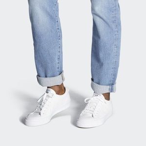 White Adidas Nizza Trefoil Sneakers